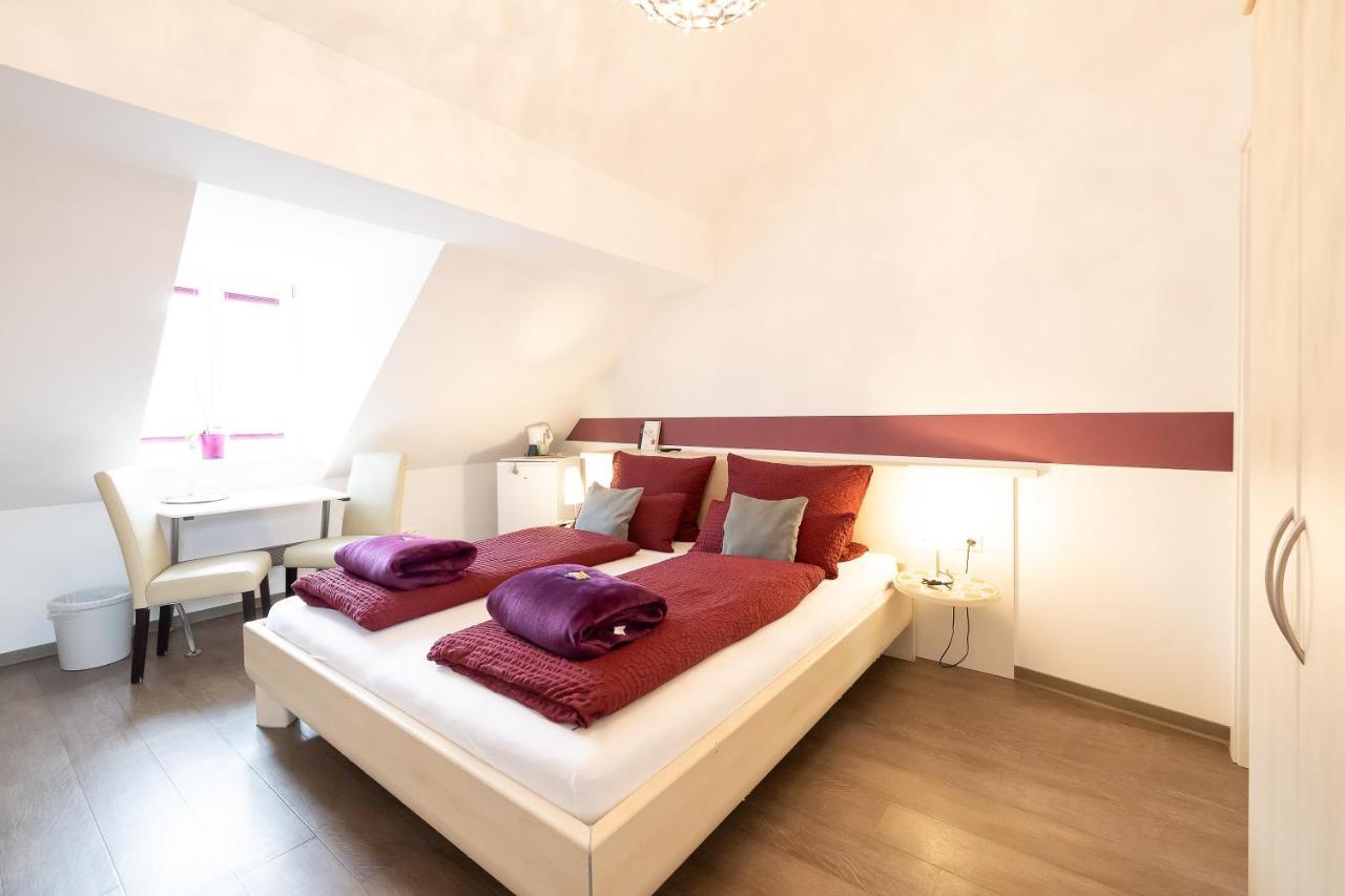 Hotel Dah-Inn Dachau Bagian luar foto
